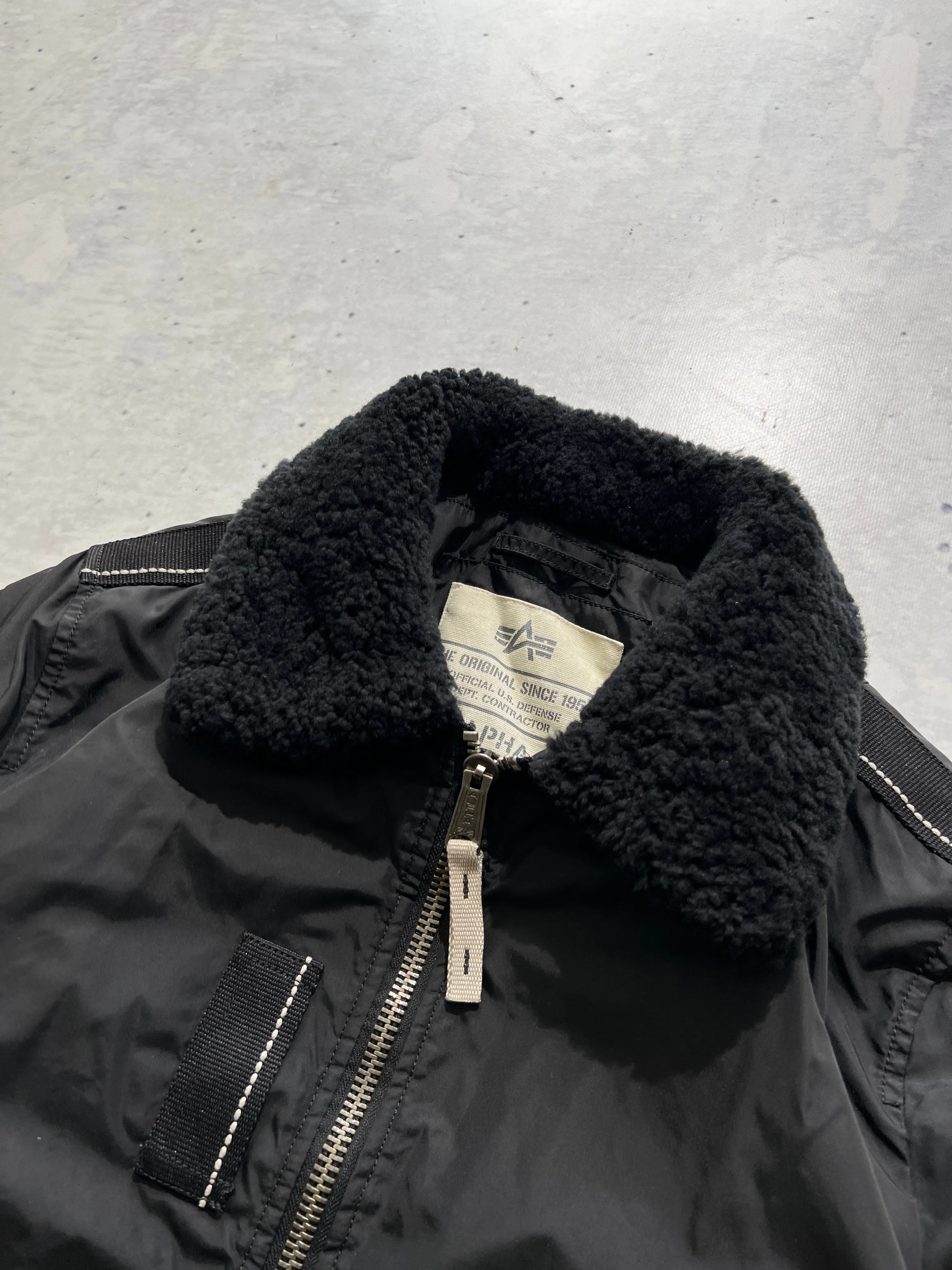 Alpha Industries Shearling Collar Zip Up Jacket (L)