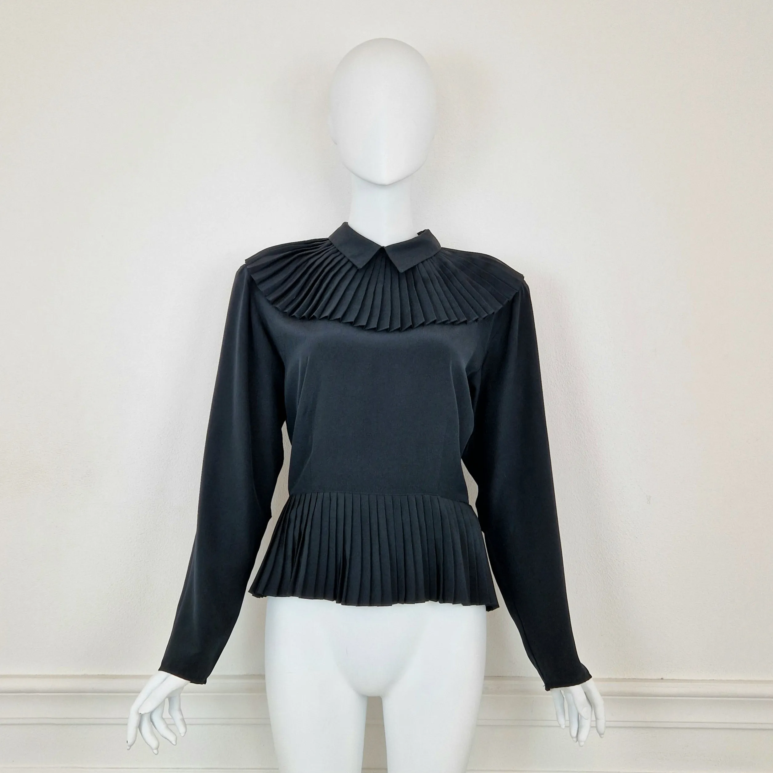 Blusa Cacharel nera