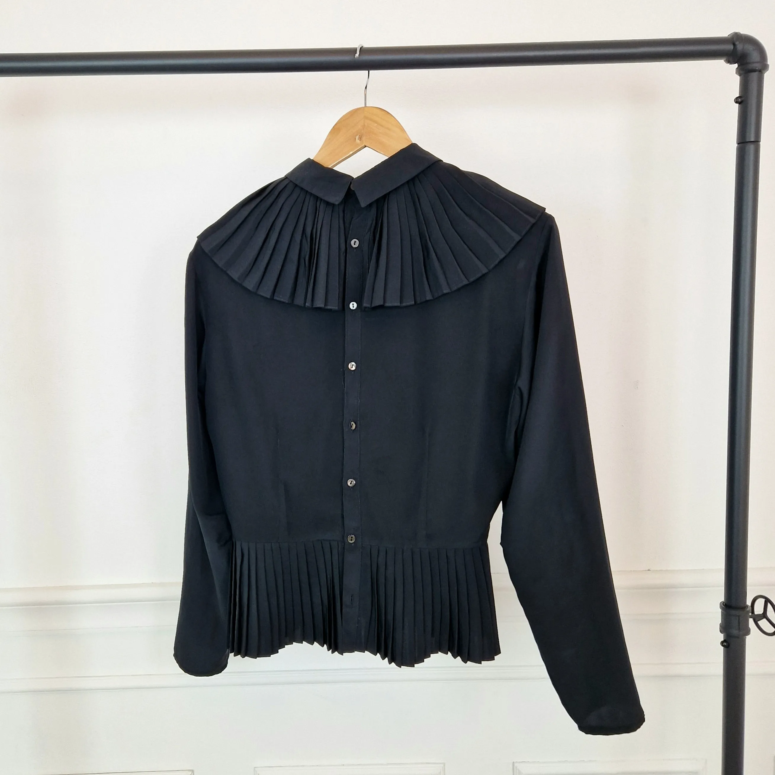 Blusa Cacharel nera