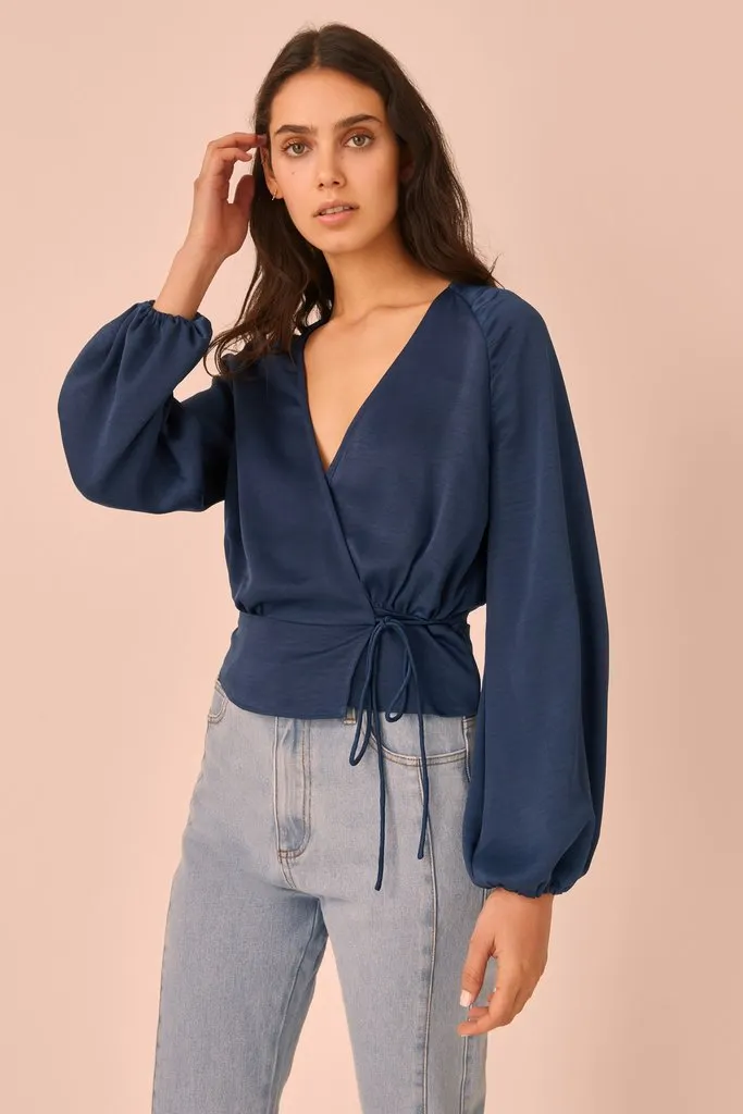 Figuration Top