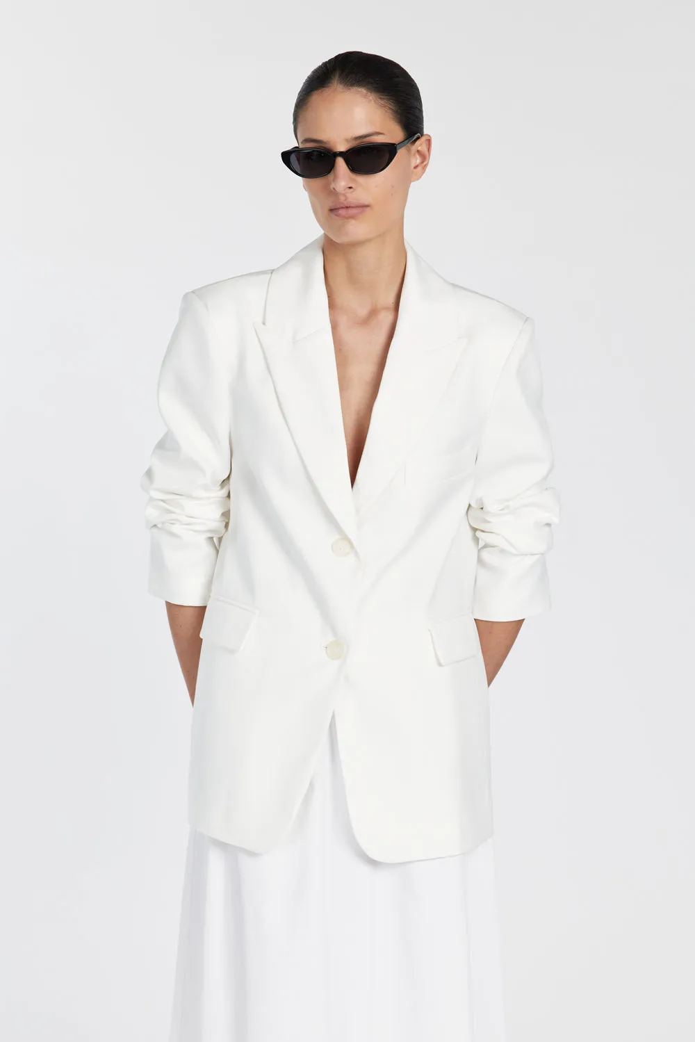 HARLEY WHITE OVERSIZED BOYFRIEND BLAZER