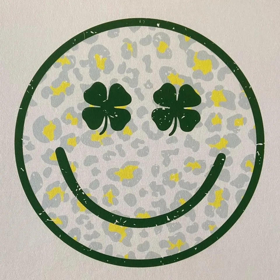 Lucky Clover Happy Face - DTG - Long Sleeve Tee