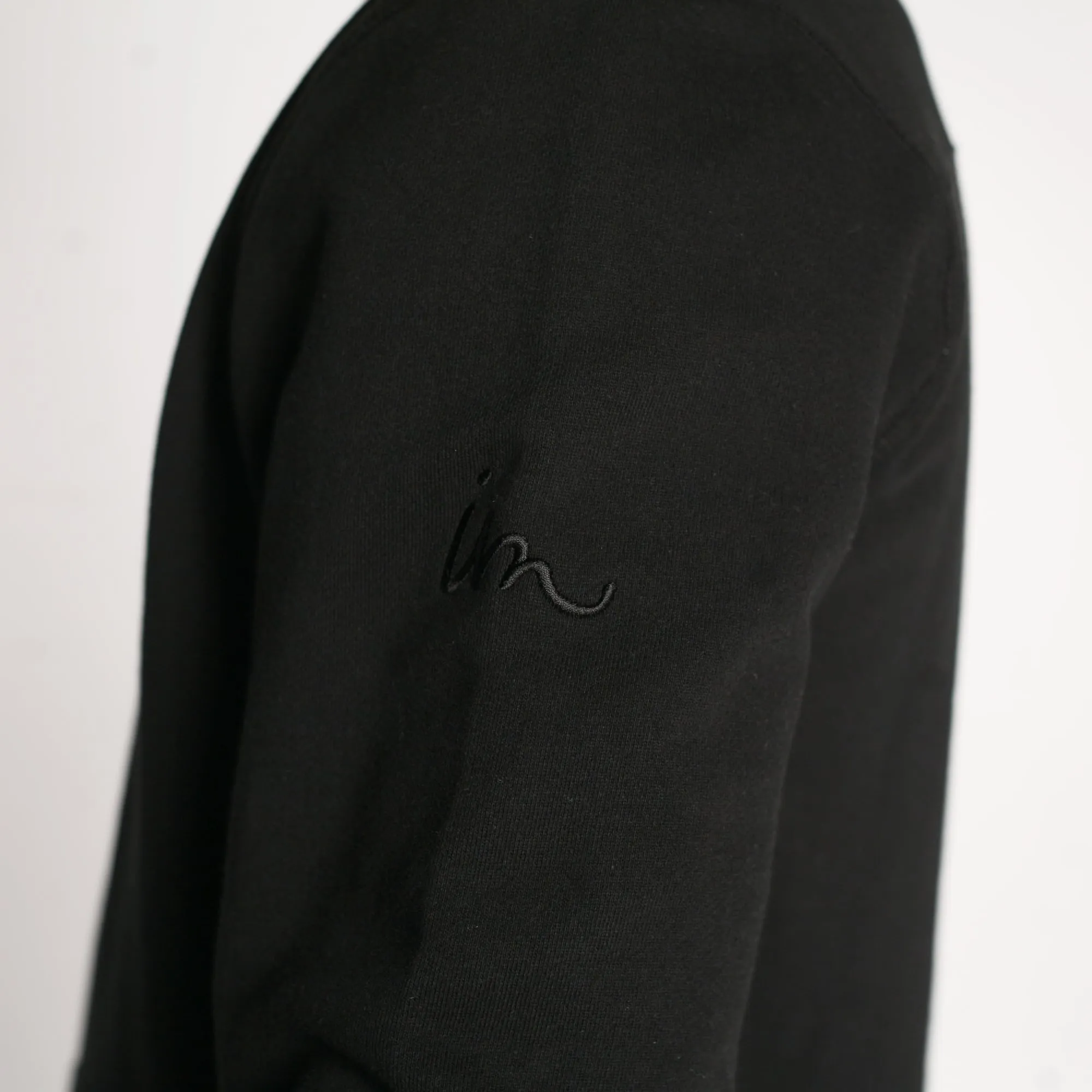 Mills Crewneck Black