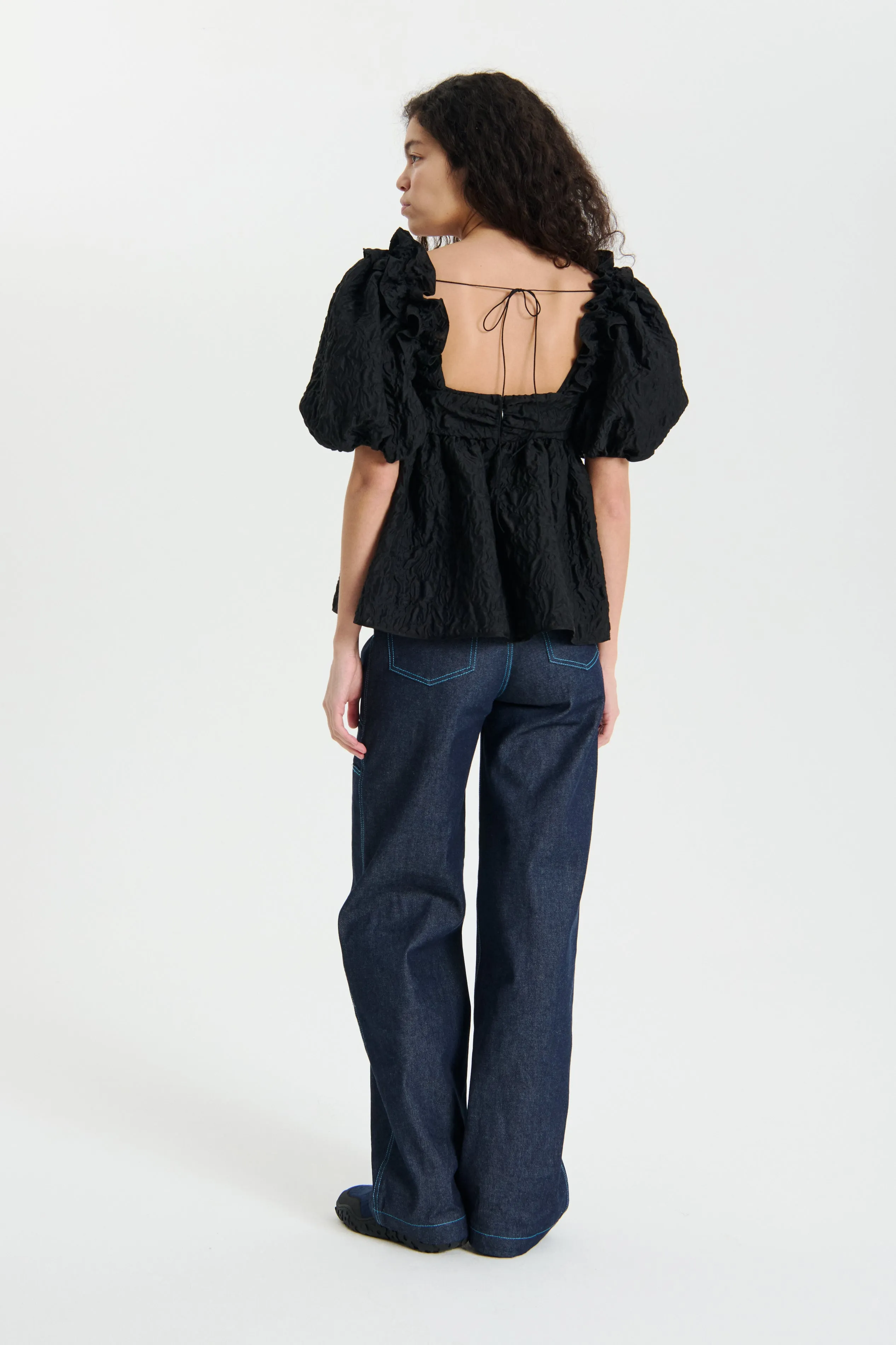 ORIANA | TOP FLURRY MATELASSÉ BLACK