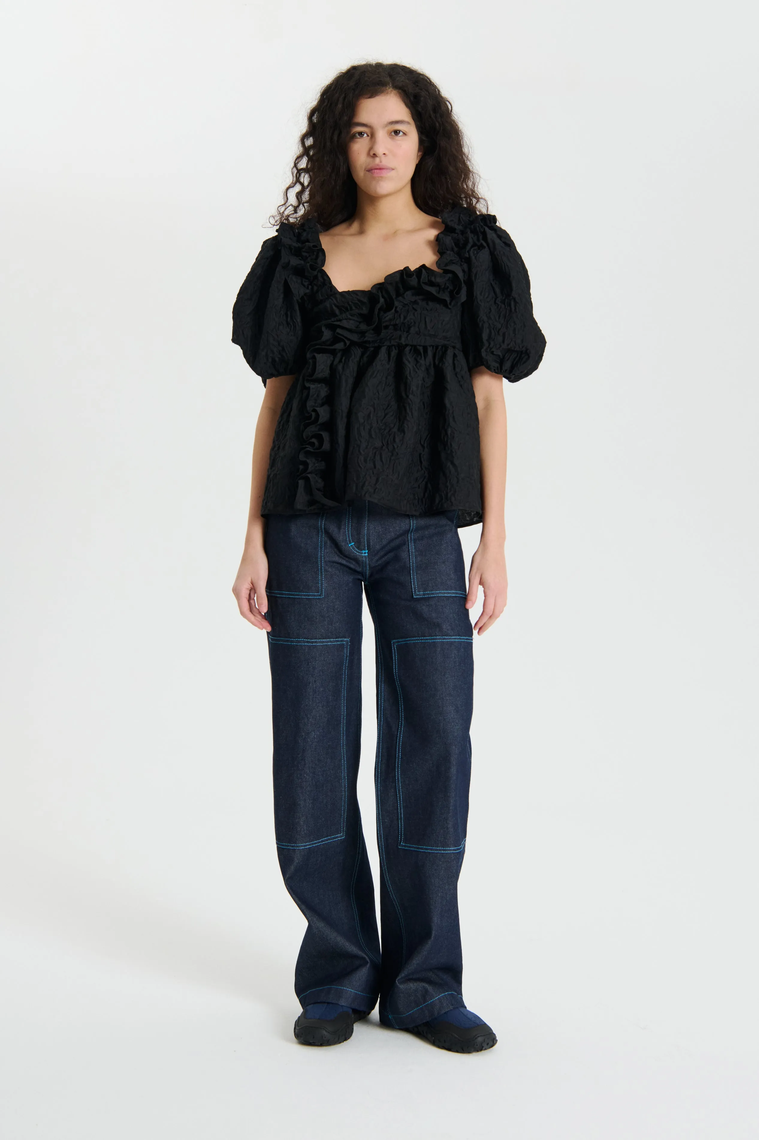 ORIANA | TOP FLURRY MATELASSÉ BLACK