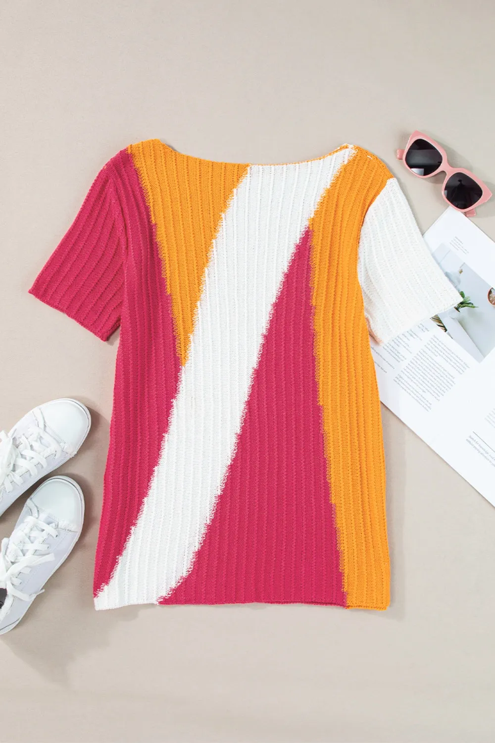 TEEK - Strawberry Block Round Neck Short Sleeve Knit Top