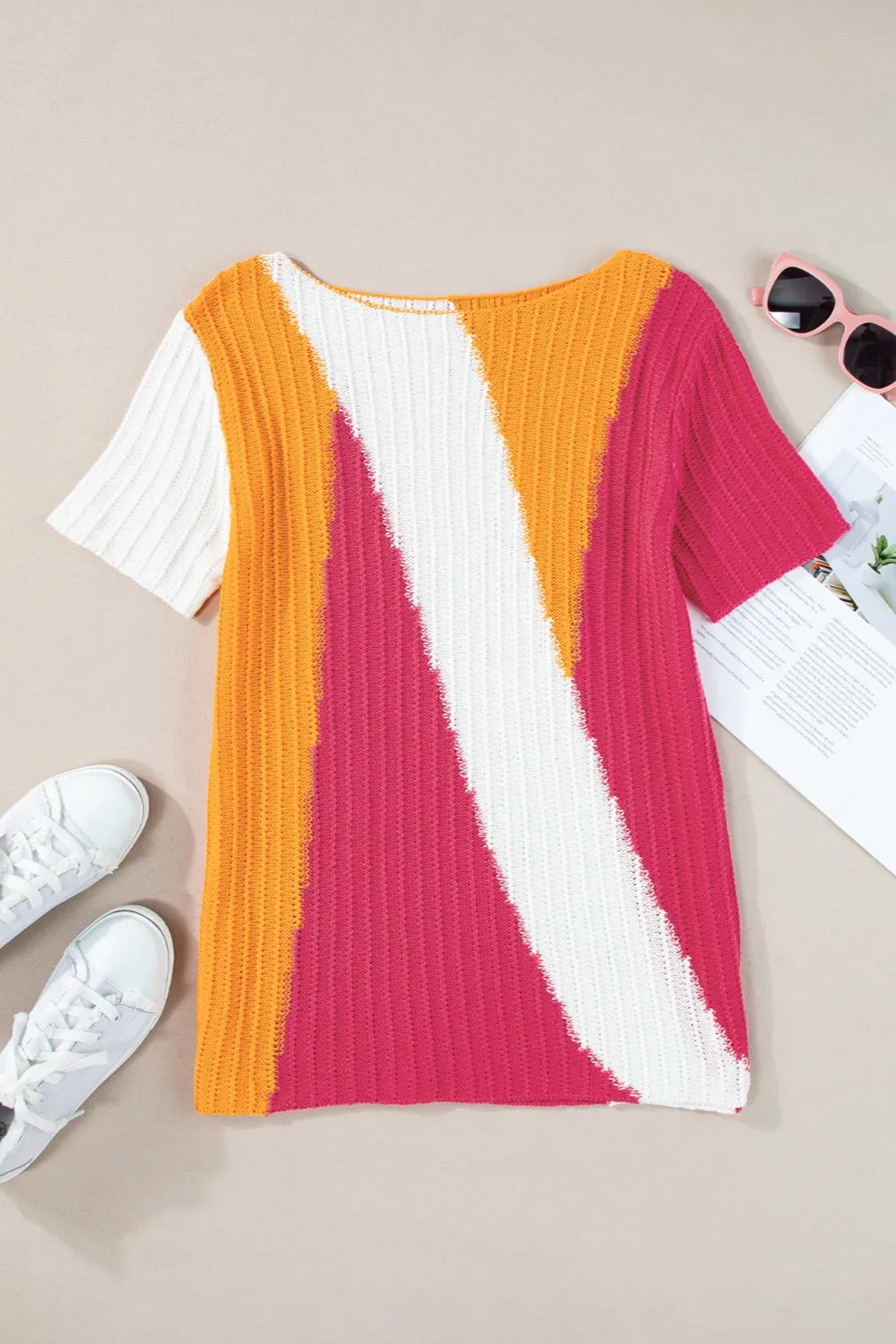 TEEK - Strawberry Block Round Neck Short Sleeve Knit Top